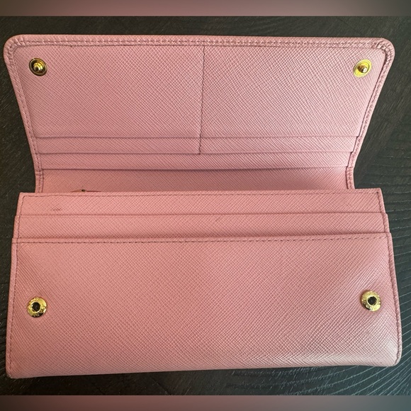 Prada Saffiano Bow Wallet - Picture 6 of 13